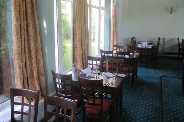 Caledonian Hotel (Highland)